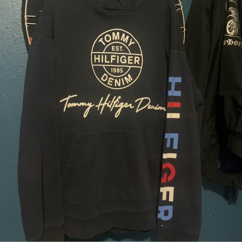 Tommy Hilfiger Black Sweatshirt with Logo